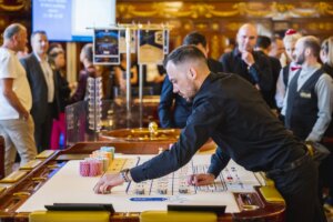 Britse croupier wint European Dealer Championship 2025